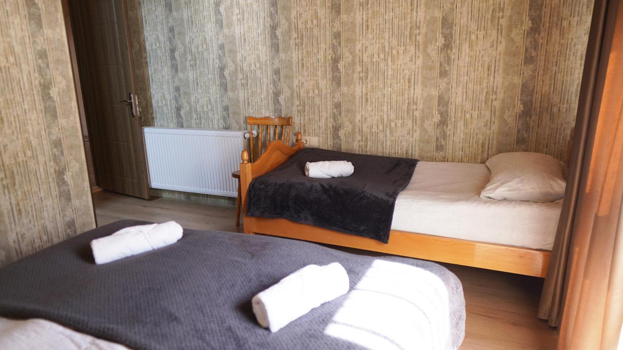 Archil And Nino Gigauri Guest House Kasbegi Buitenkant foto